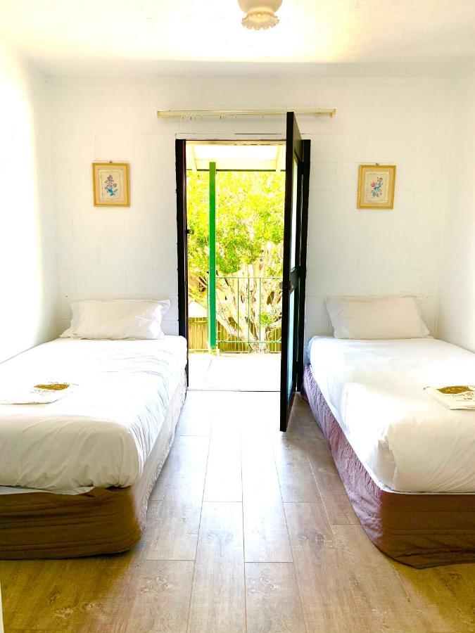 Abella Inn Окленд Экстерьер фото